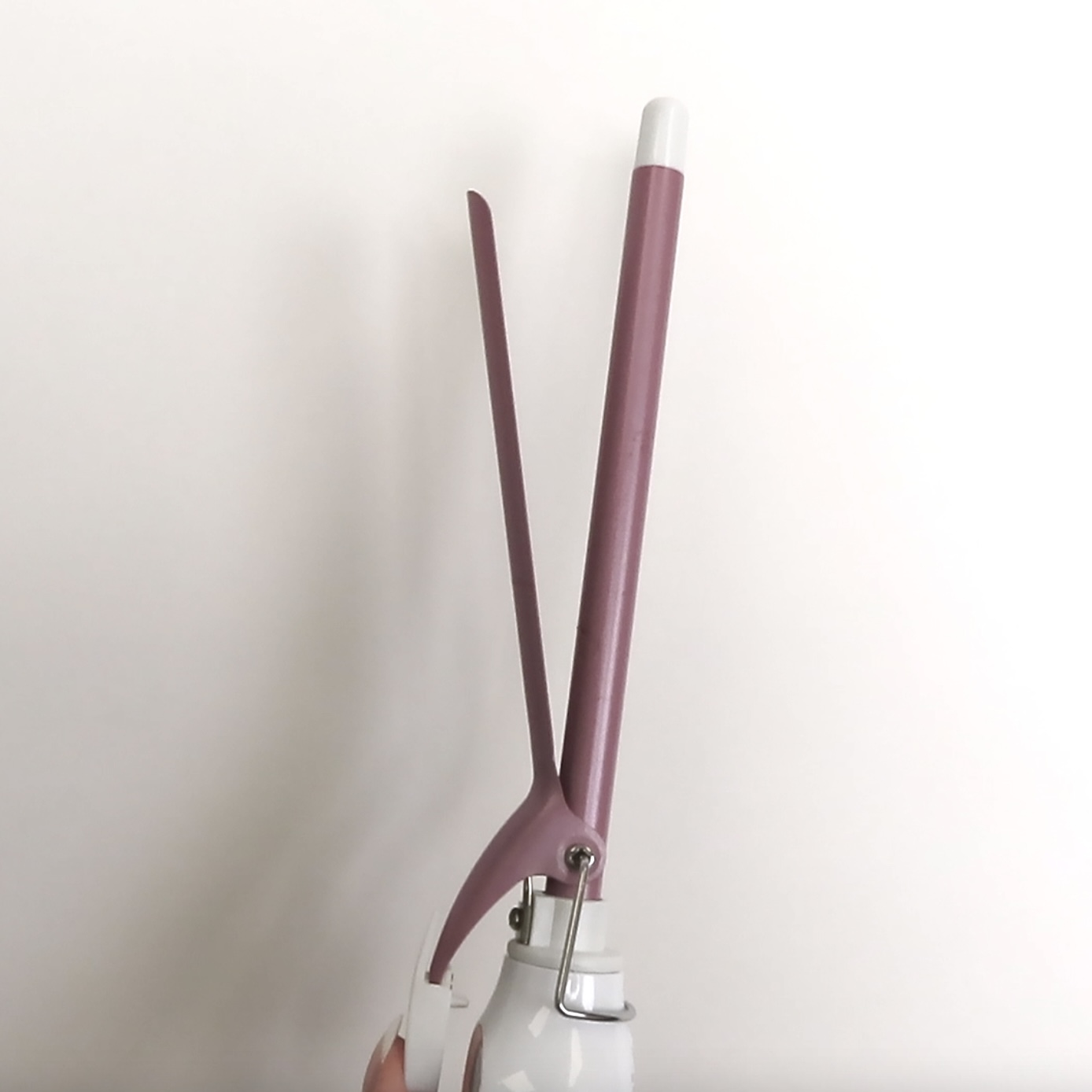pink and white mini 1/4 inch curling iron
